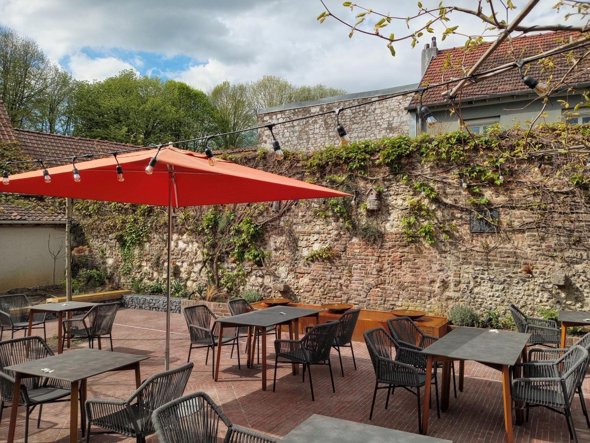 Logis Hotel & Restaurant - Les Hauts De Montreuil Montreuil  Kültér fotó